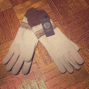 Vince Camuto Gloves